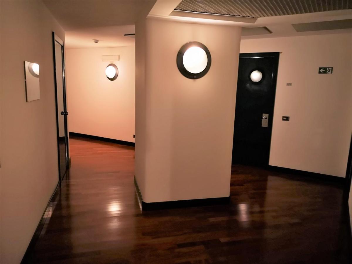 Suite Lambruschini Central With Top City View - Free Covered Parking Генуя Экстерьер фото