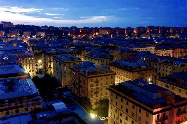Suite Lambruschini Central With Top City View - Free Covered Parking Генуя Экстерьер фото