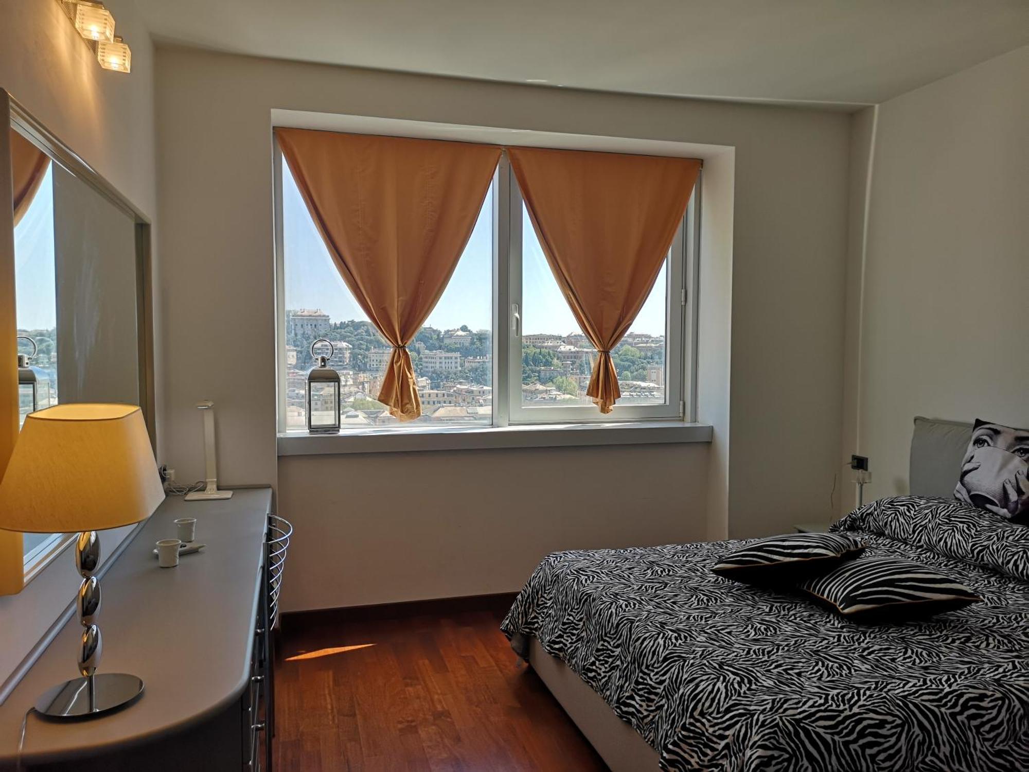 Suite Lambruschini Central With Top City View - Free Covered Parking Генуя Экстерьер фото